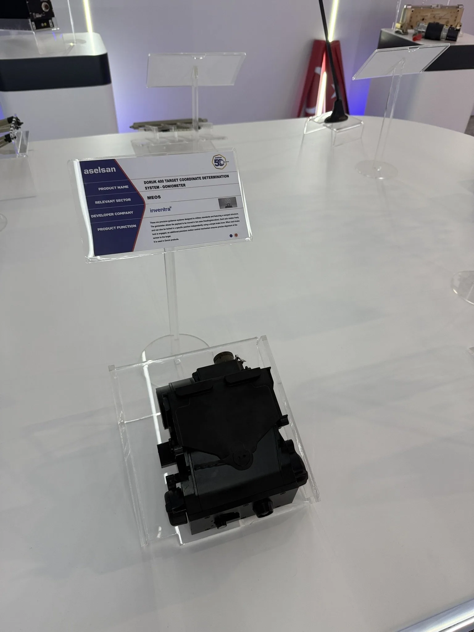 ASELSAN product card for the DORUK 400 goniometer, with a black device in an acrylic case below it.