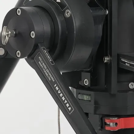 The crank handle and the gearbox