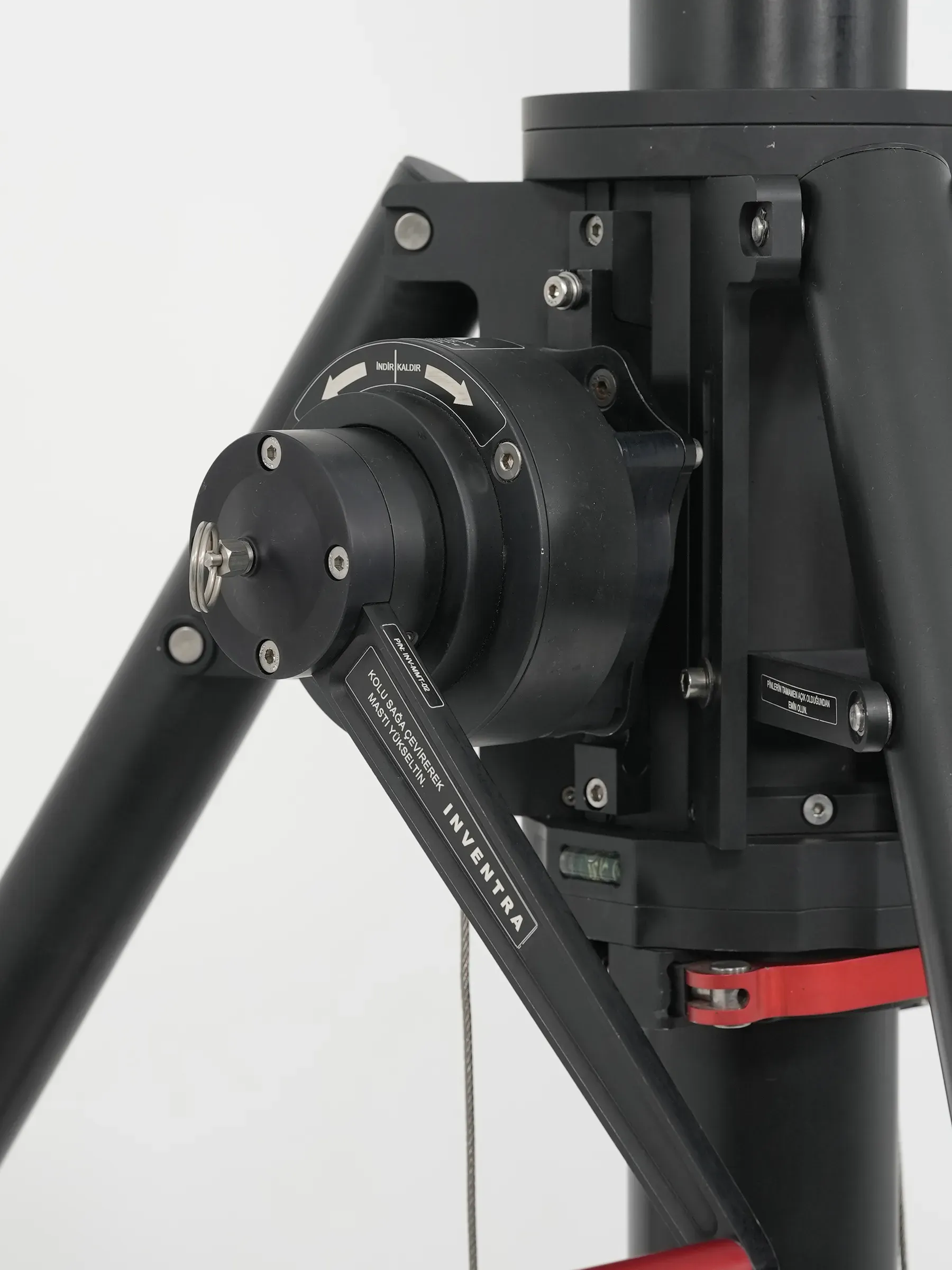 The winch gearbox and its red release lever