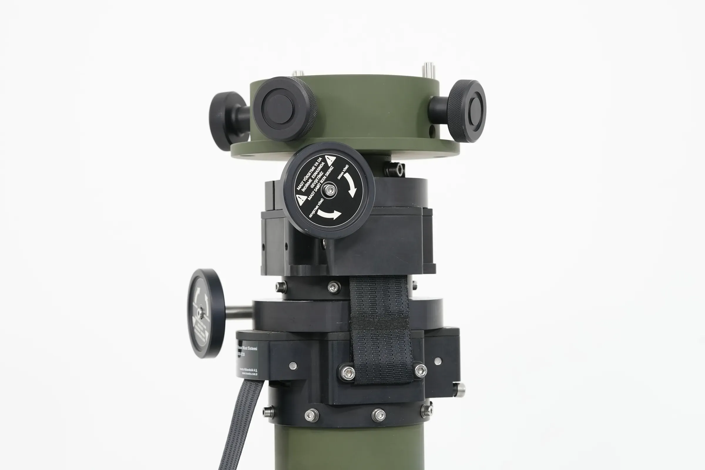Mast head with payload mounting ring, rotator knobs and gearbox above the olive pole.