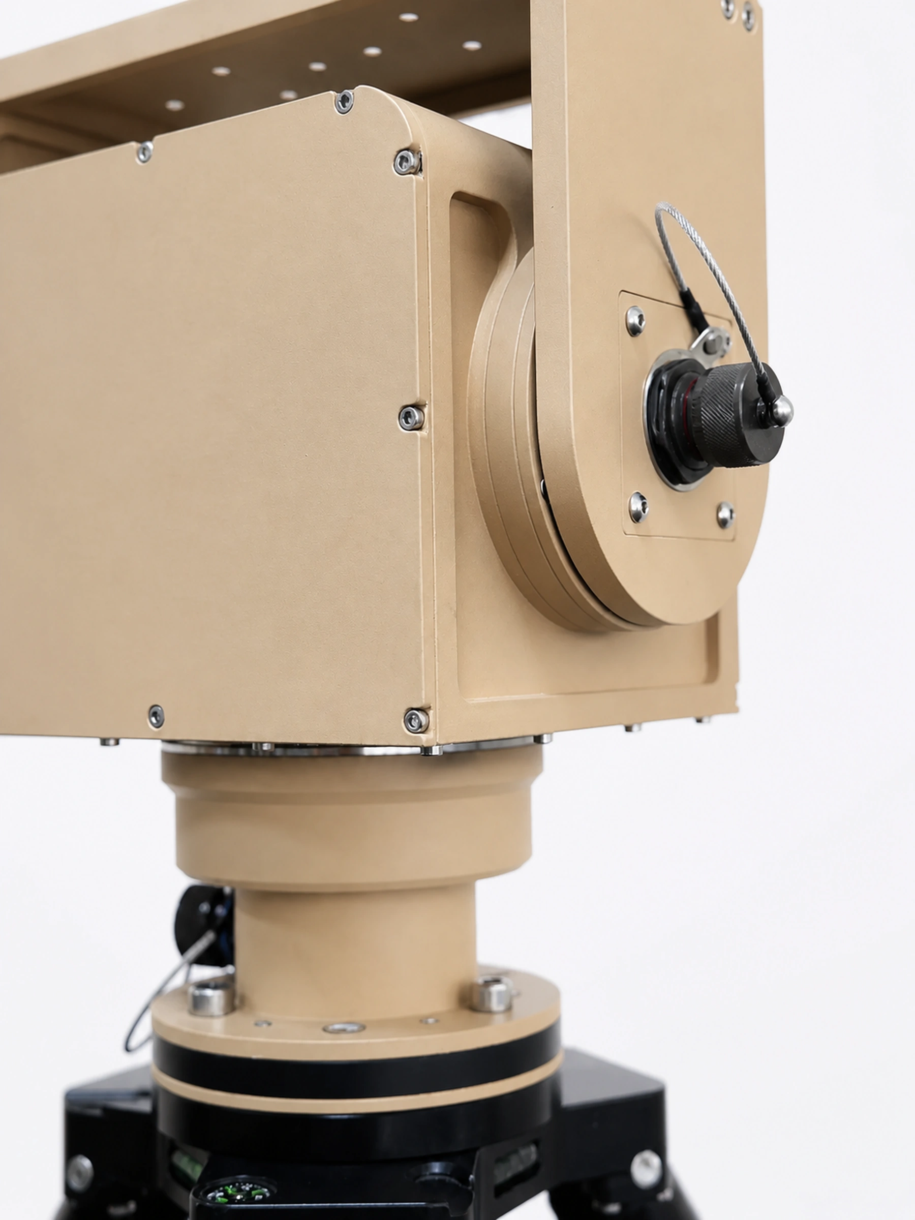 The elevation drive cover on the PED08