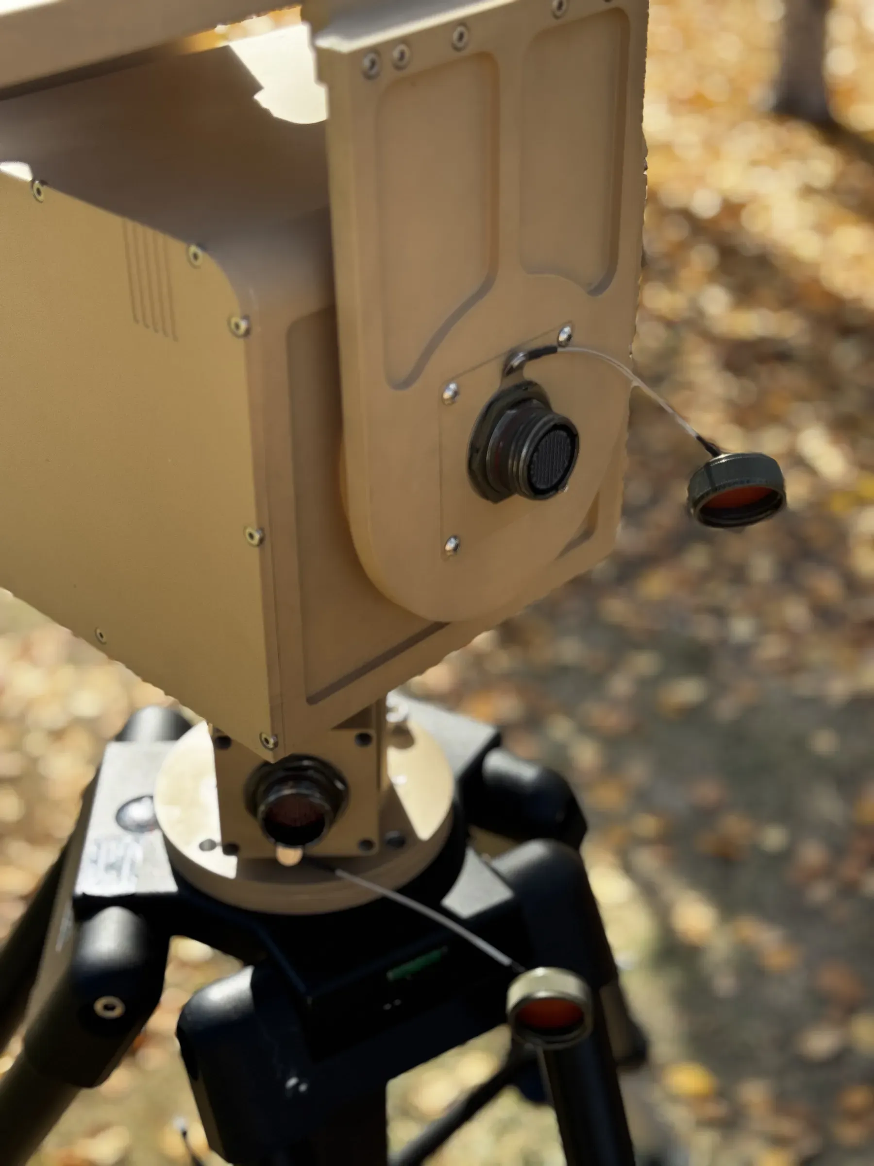The connectors at the PED10 base