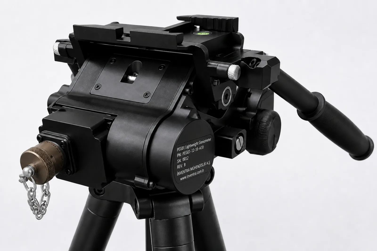 The PEG03 product label and its connector