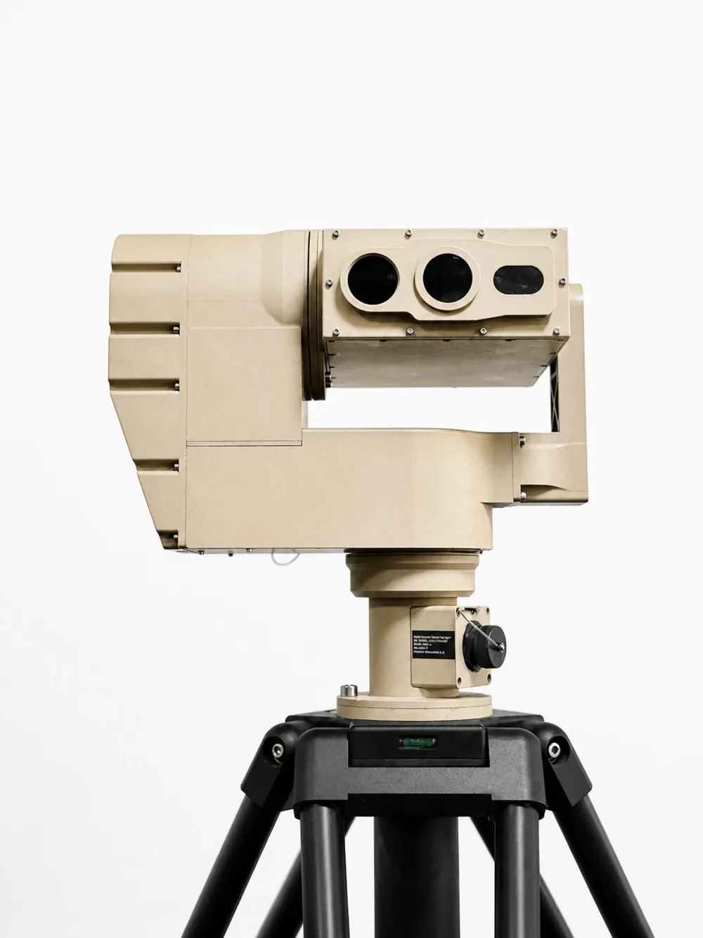 SEB20 on a tan pan-tilt on a field tripod