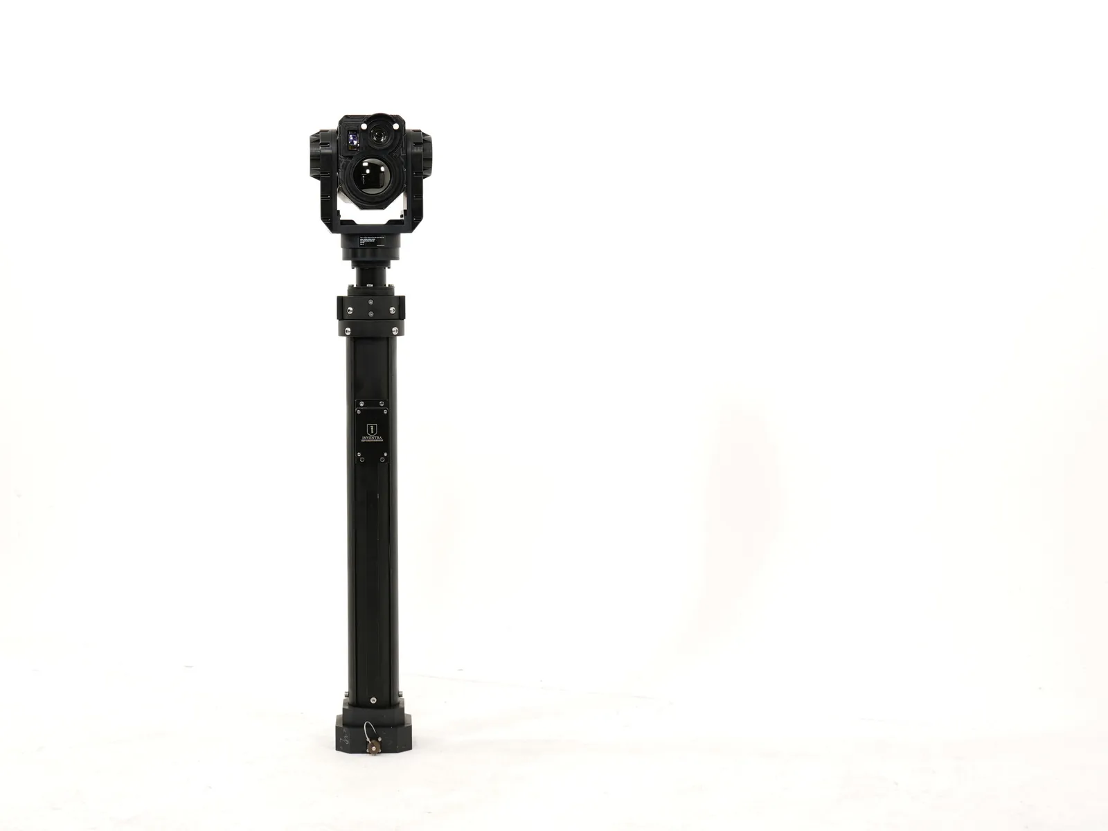 Multi channel gimbal at the top of a MES10 mast, on a plain studio background