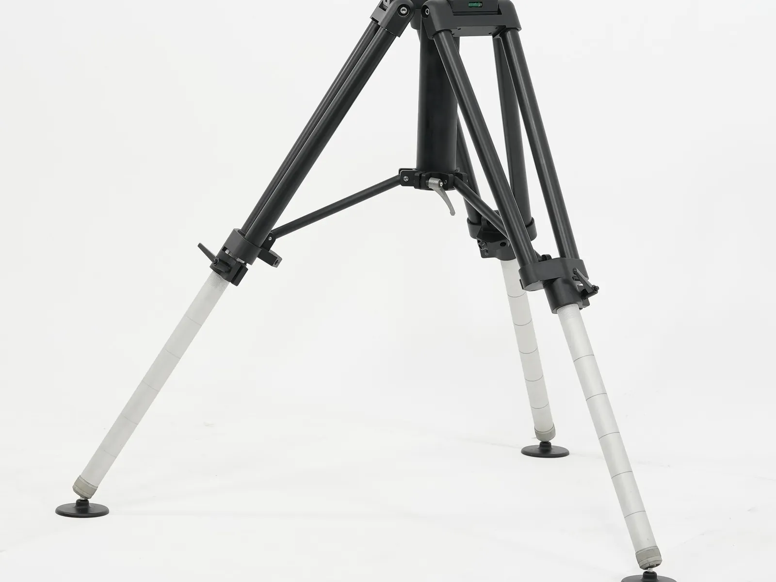 A different angle of the same tripod, with the leg sections and pads sharp